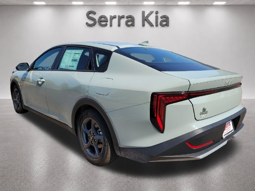 New 2026 Kia K4 LXS Sedan