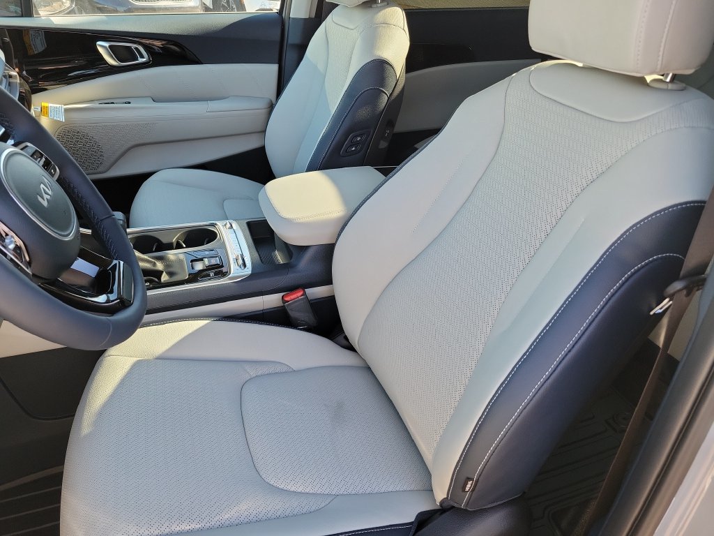 2026 Kia Carnival SX Prestige - Photo 11