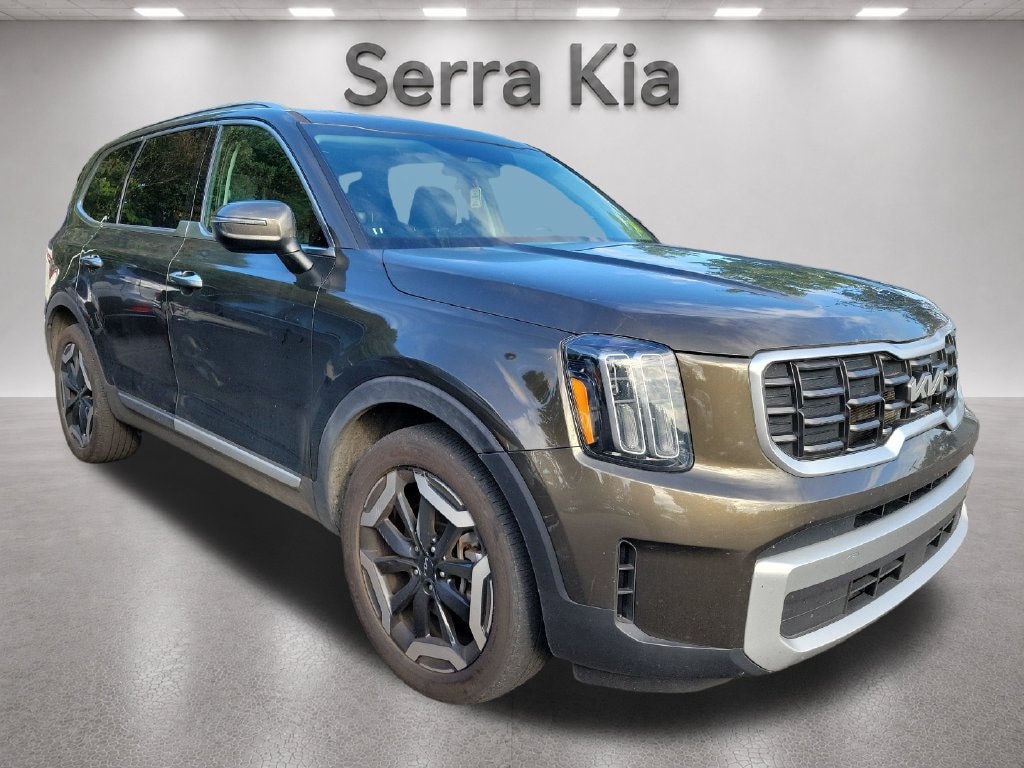 Used 2025 Kia Telluride S SUV