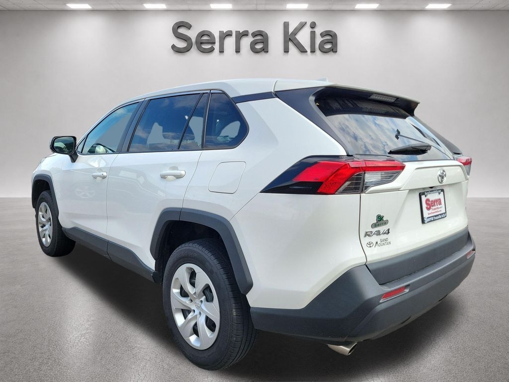 Used 2023 Toyota RAV4 LE LE FWD