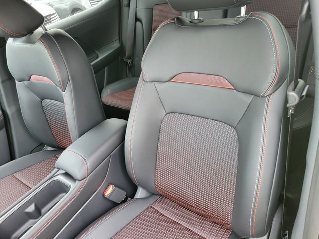 2026 Nissan KICKS SR - Photo 13