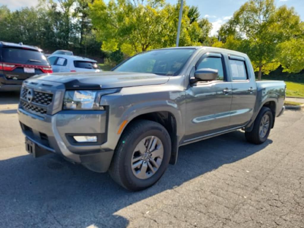 Used 2025 Nissan Frontier SV Truck Crew Cab