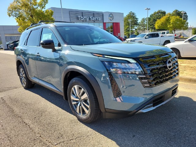 New 2026 Nissan Pathfinder SL SUV