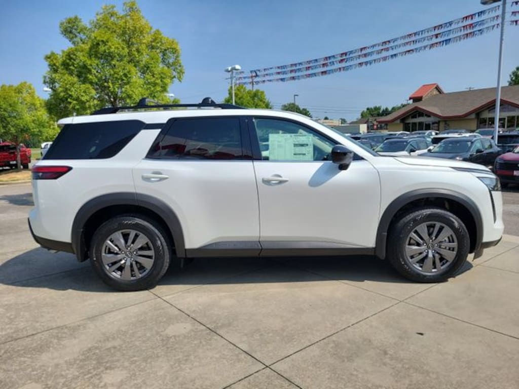 New 2026 Nissan Pathfinder SV SUV