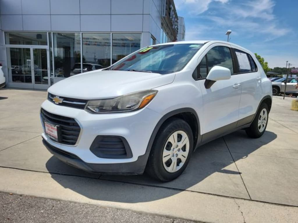 Used 2017 Chevrolet Trax LS SUV