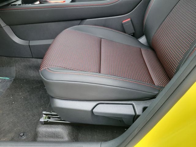 2026 Nissan KICKS SR - Photo 12