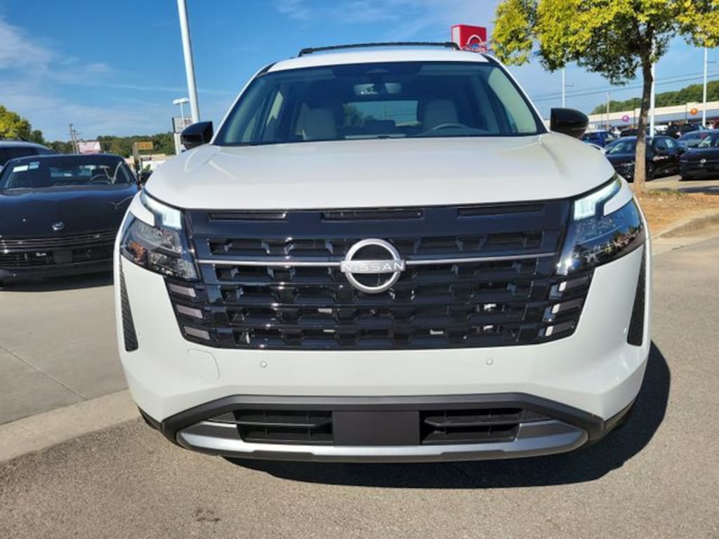 New 2026 Nissan Pathfinder SL SUV