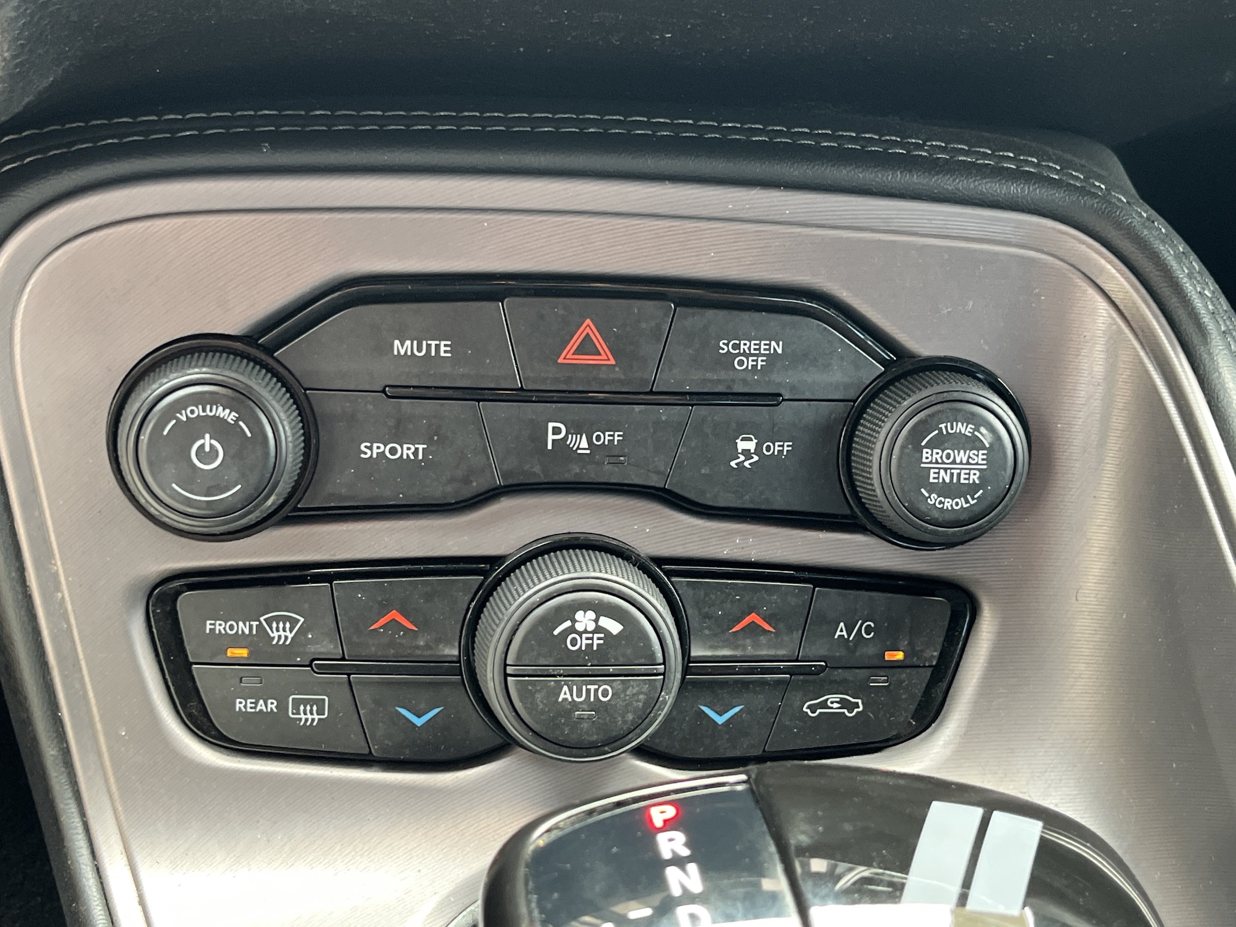 2023 Dodge Challenger R/T - Photo 17