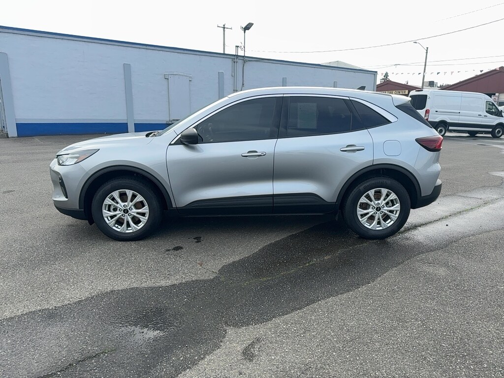Used 2024 Ford Escape Active WAGON