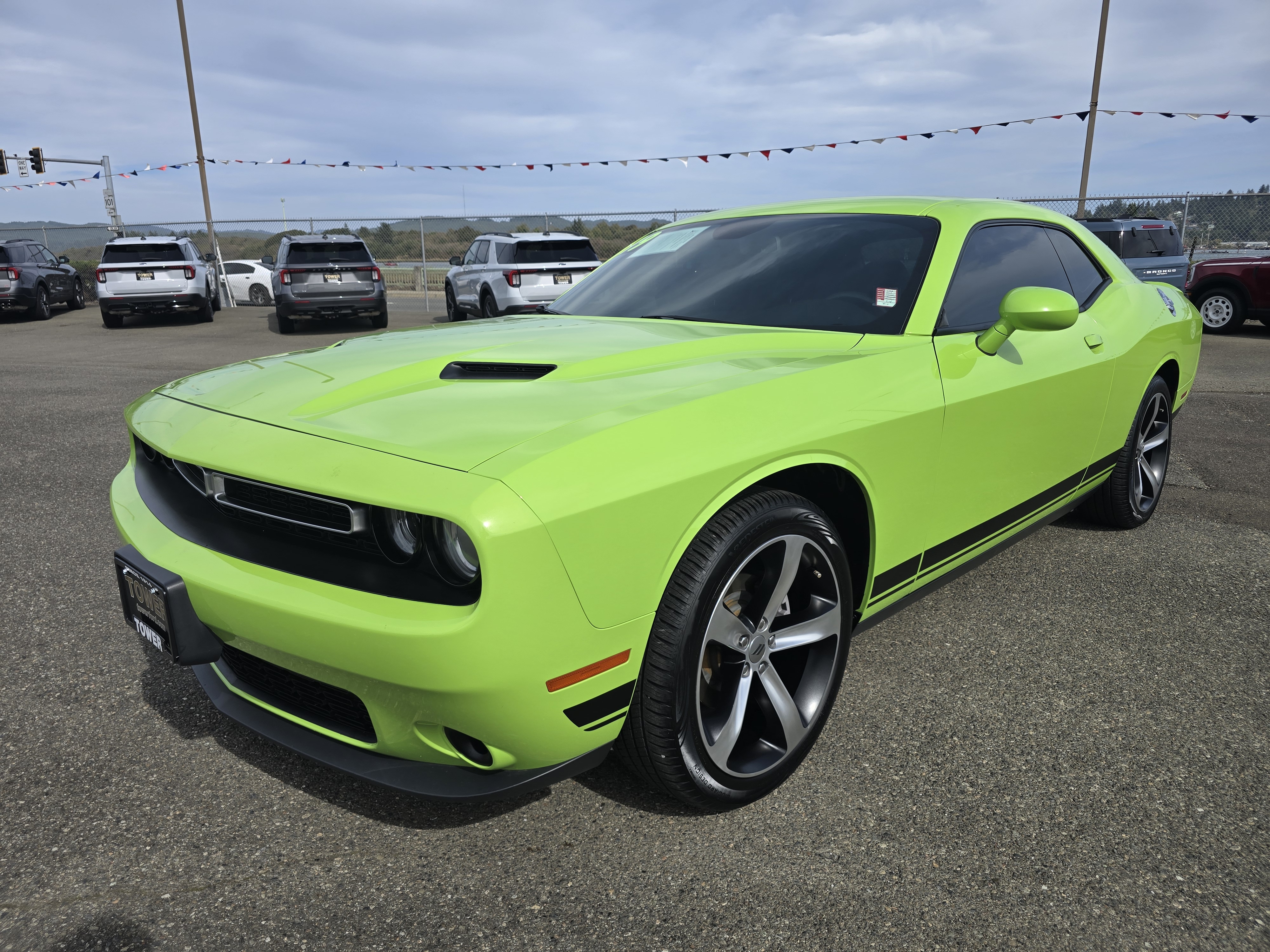Used 2019 Dodge Challenger SXT COUPE