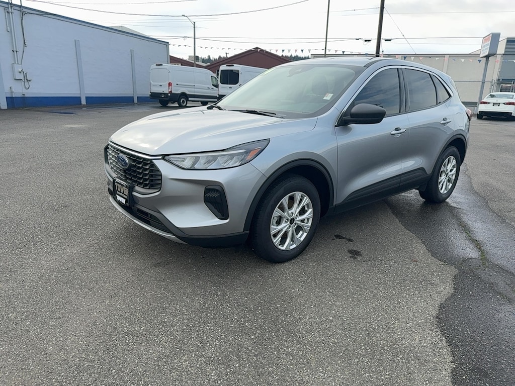 Used 2024 Ford Escape Active WAGON