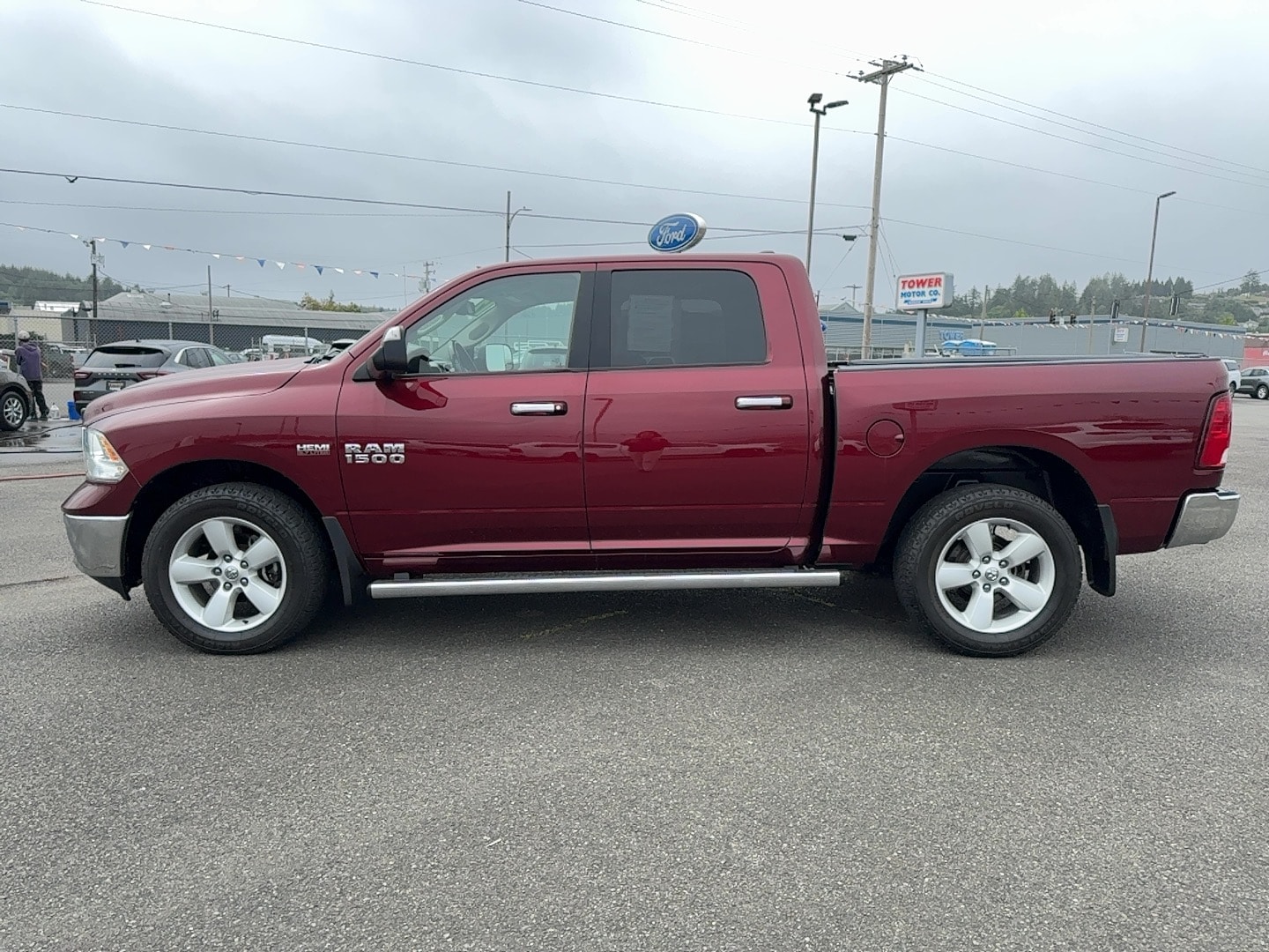 2017 RAM 1500 SLT
