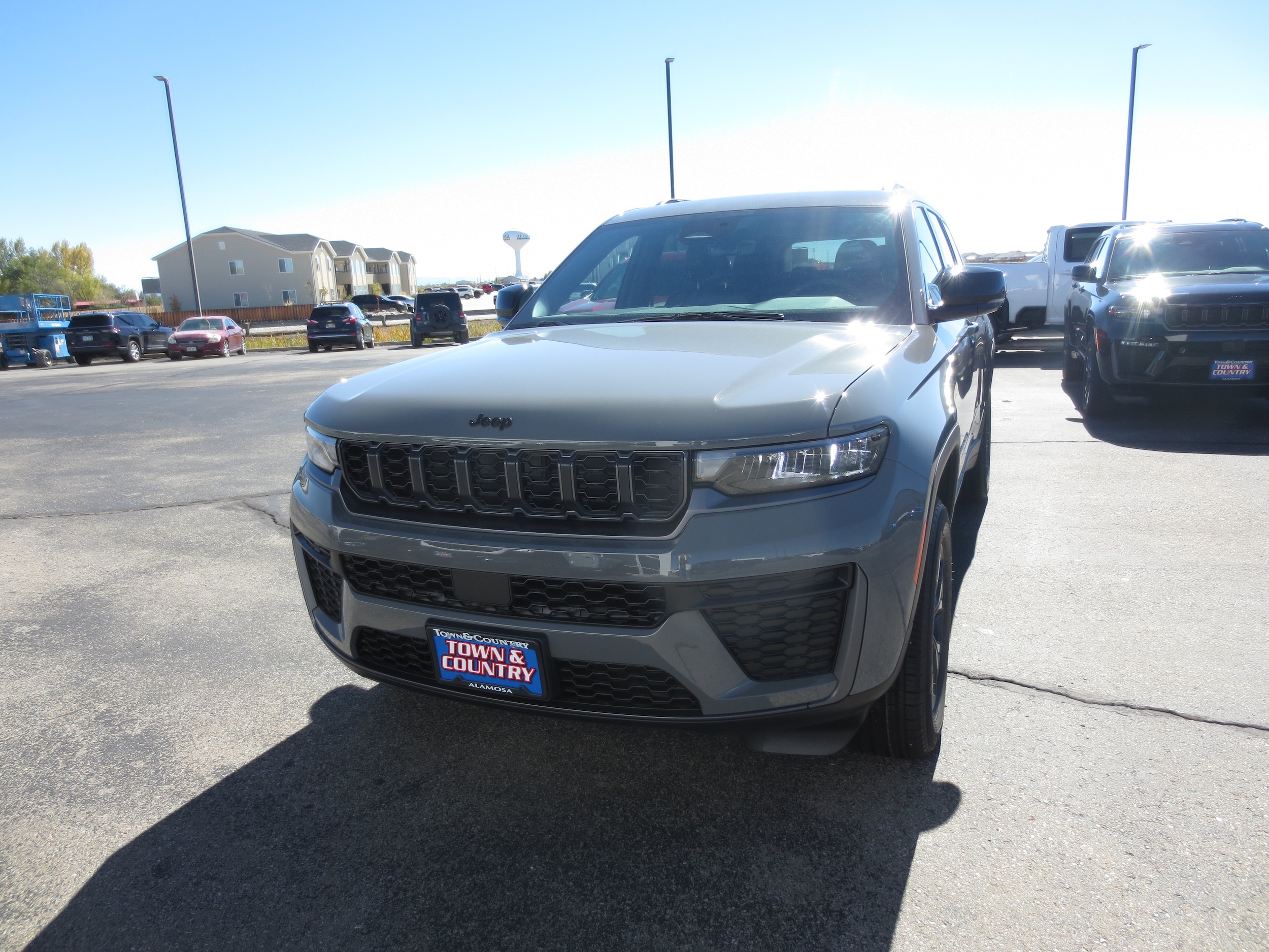 2027 Jeep Grand Cherokee L Laredo