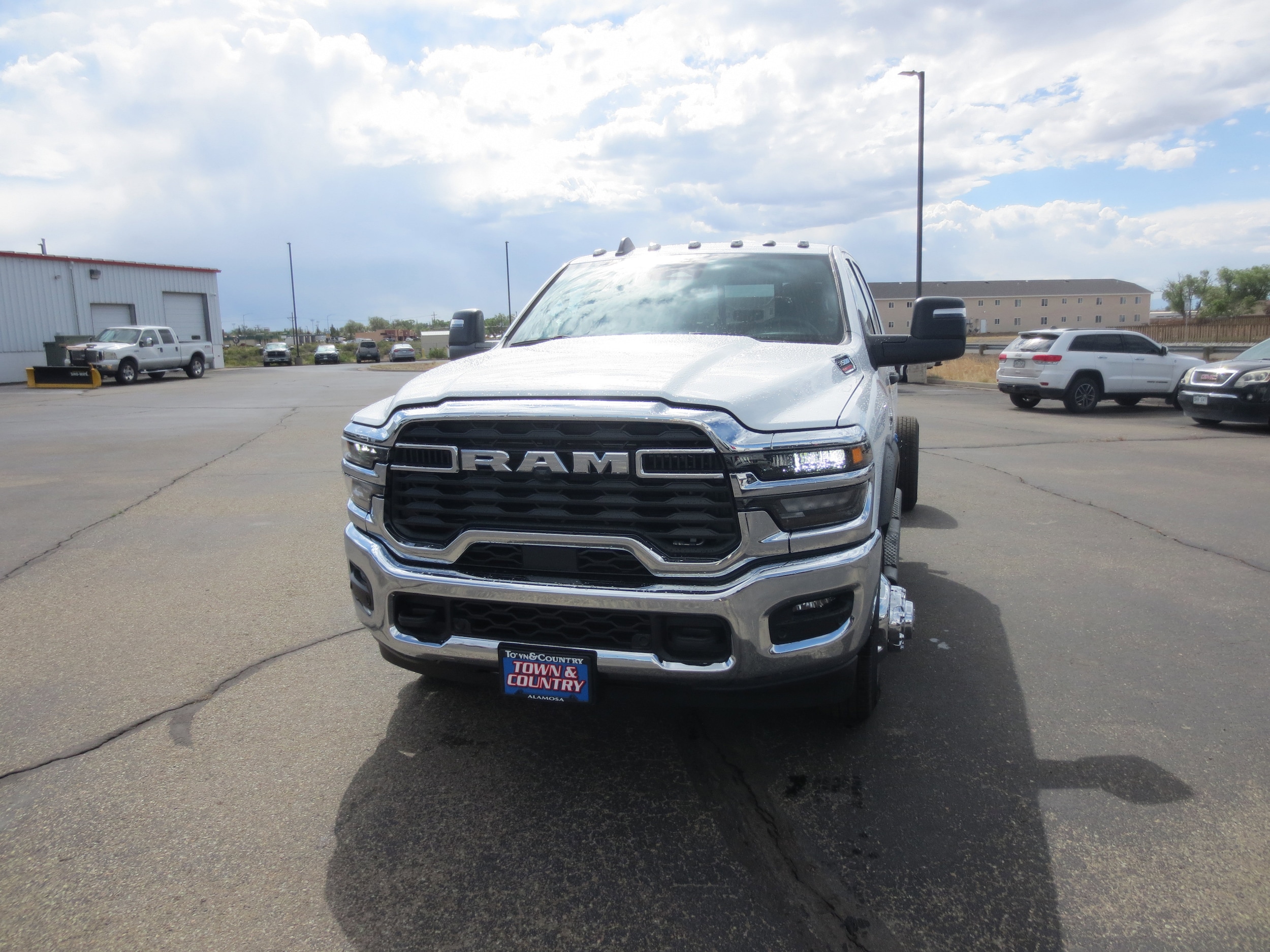 2026 RAM 3500 Chassis