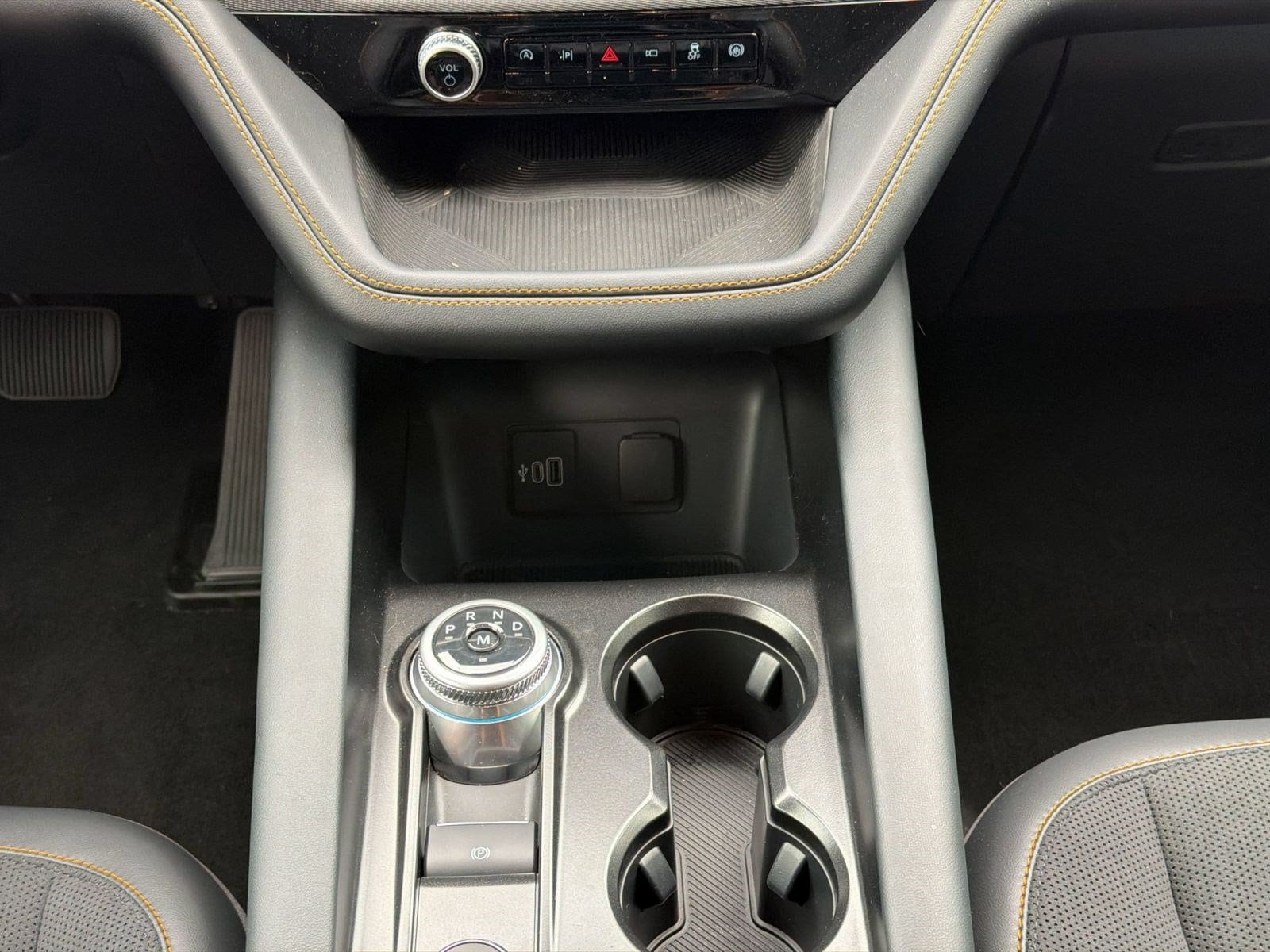 2026 Ford Explorer Tremor - Photo 19