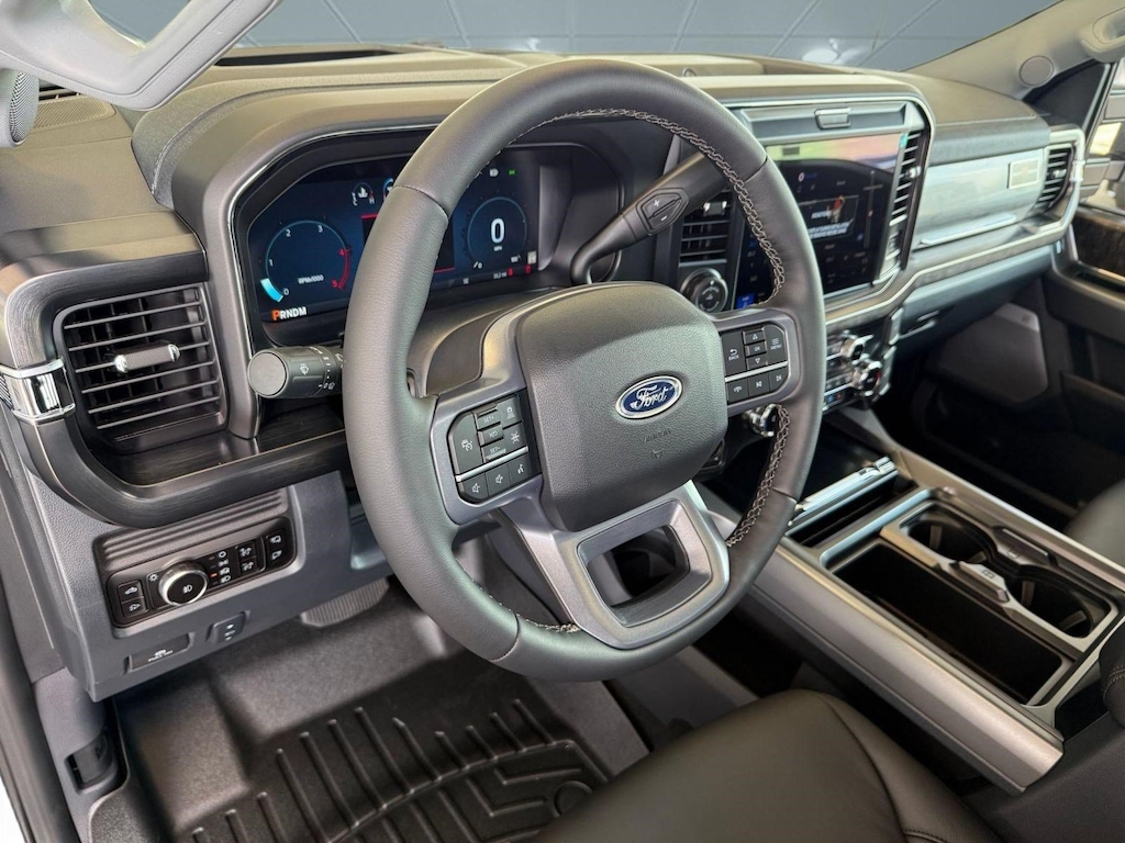 New 2026 Ford F-250 LARIAT Truck Crew Cab