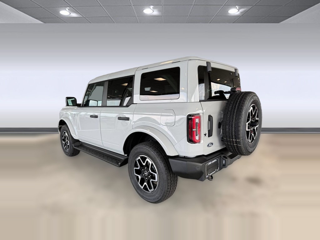 New 2026 Ford Bronco Outer Banks SUV