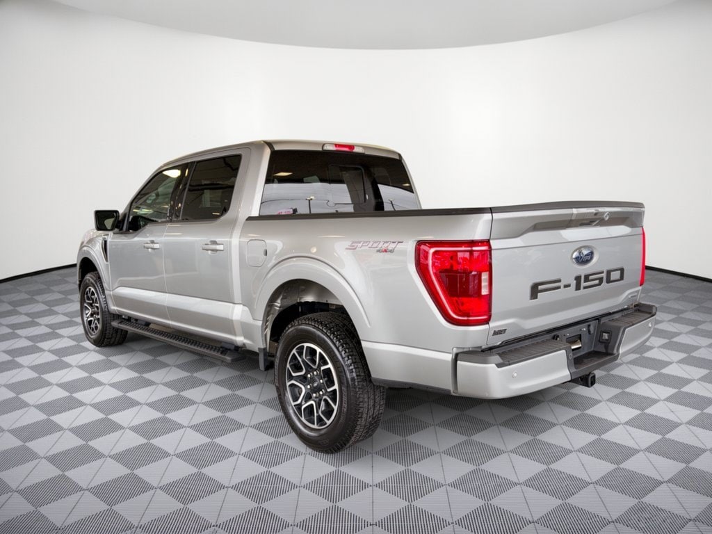 Used 2022 Ford F-150 XLT Truck SuperCrew Cab