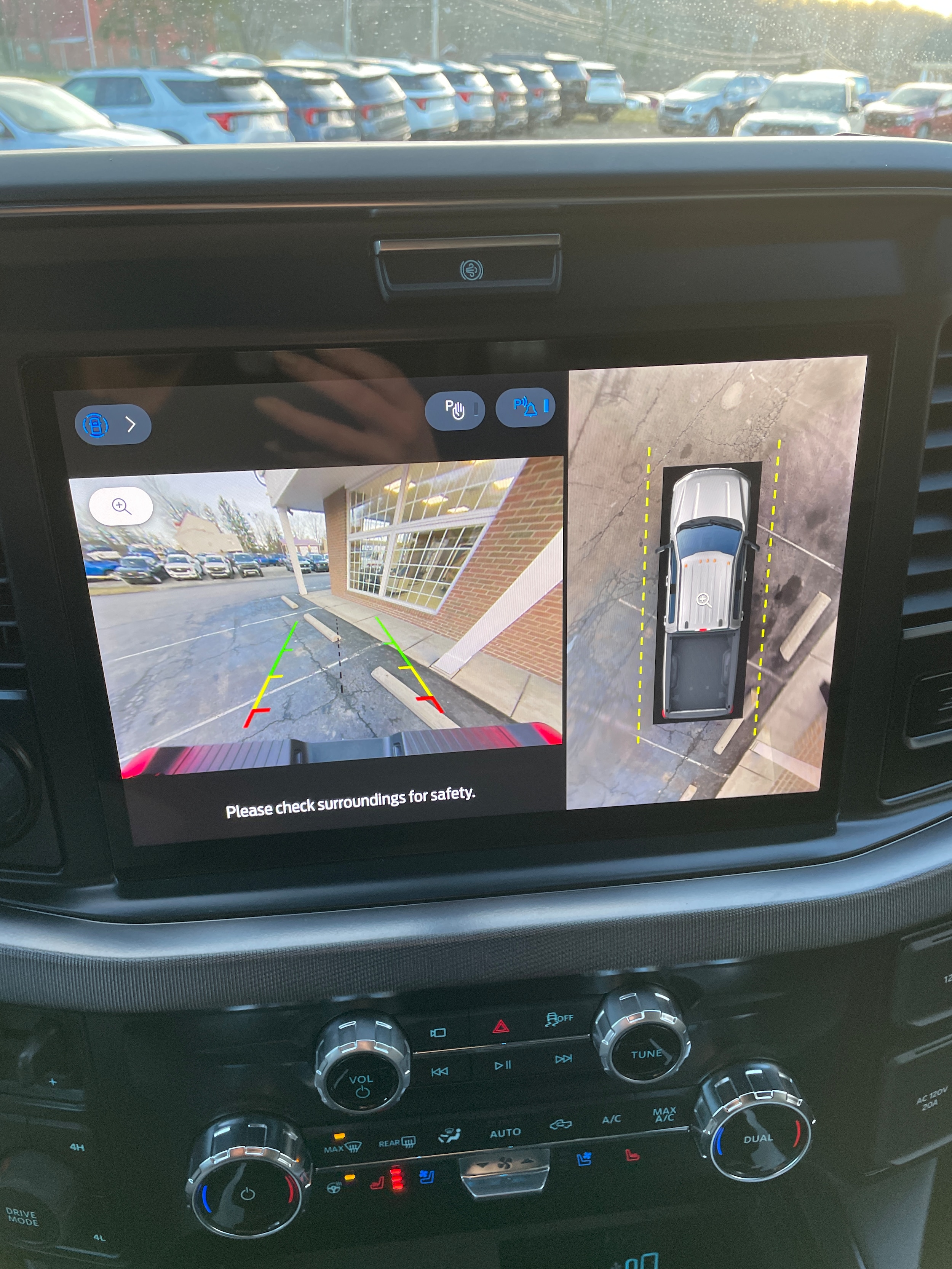 2026 Ford F-250 Super Duty Platinum - Photo 30