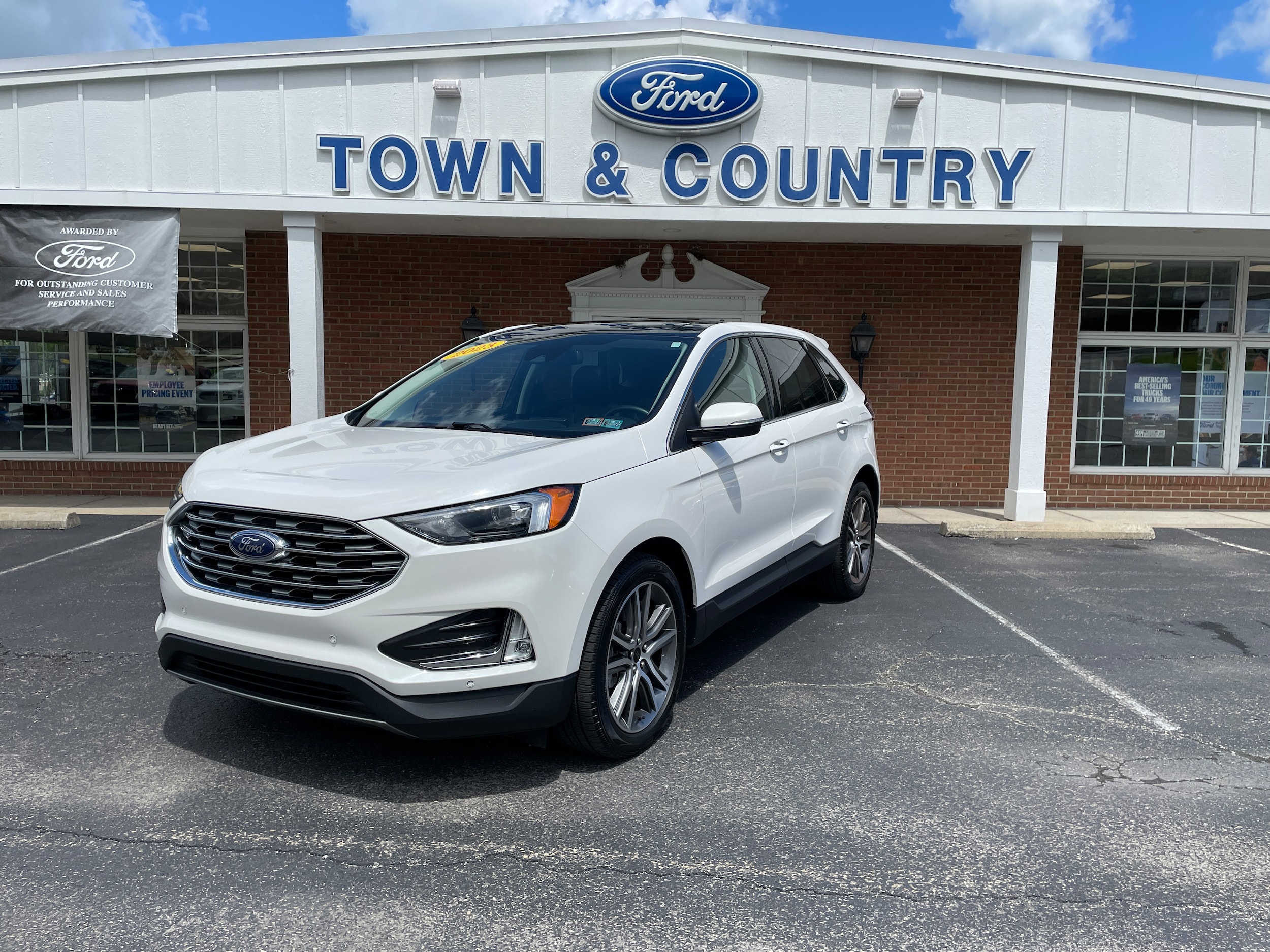 2023 Ford Edge