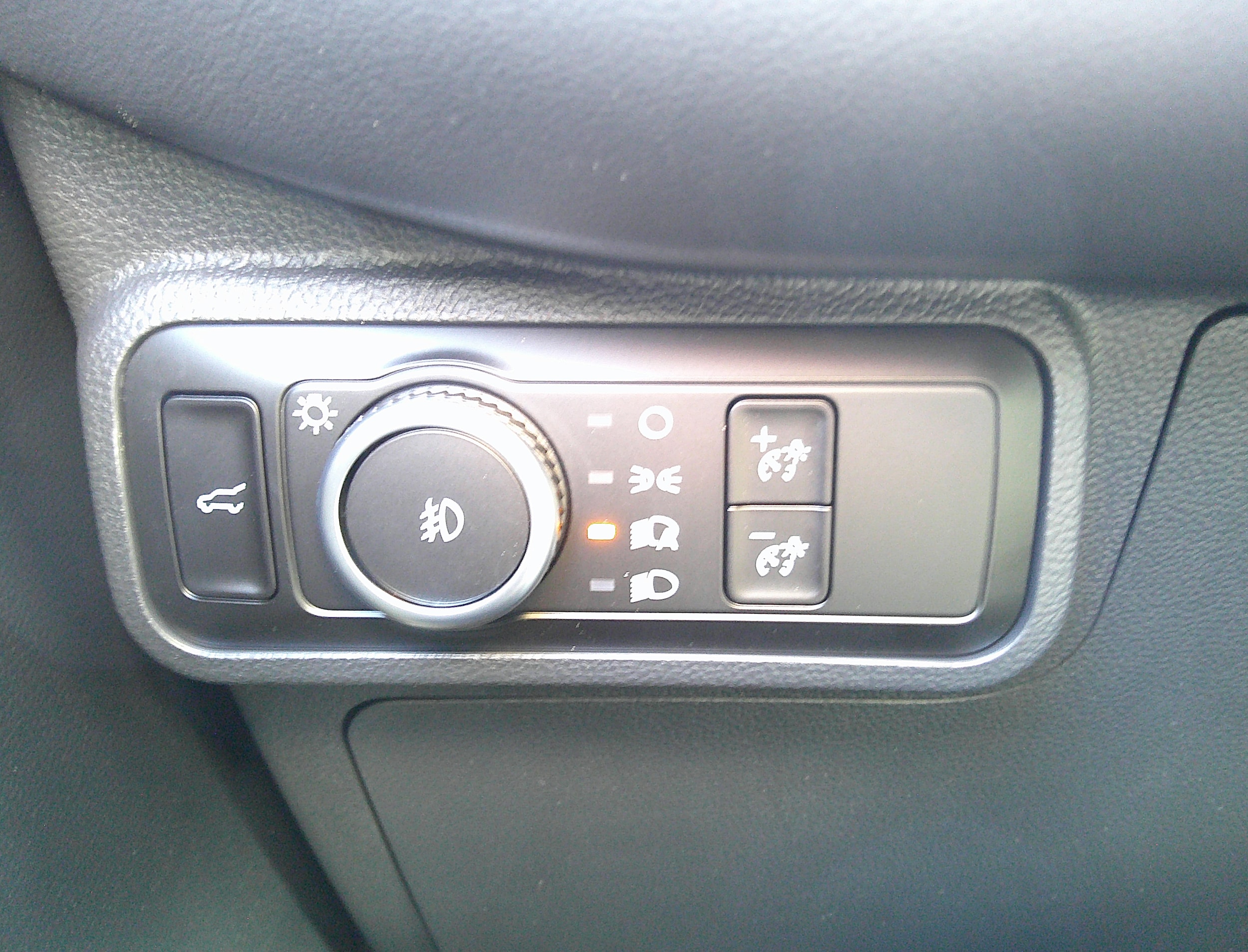 2026 Ford Explorer ST - Photo 23