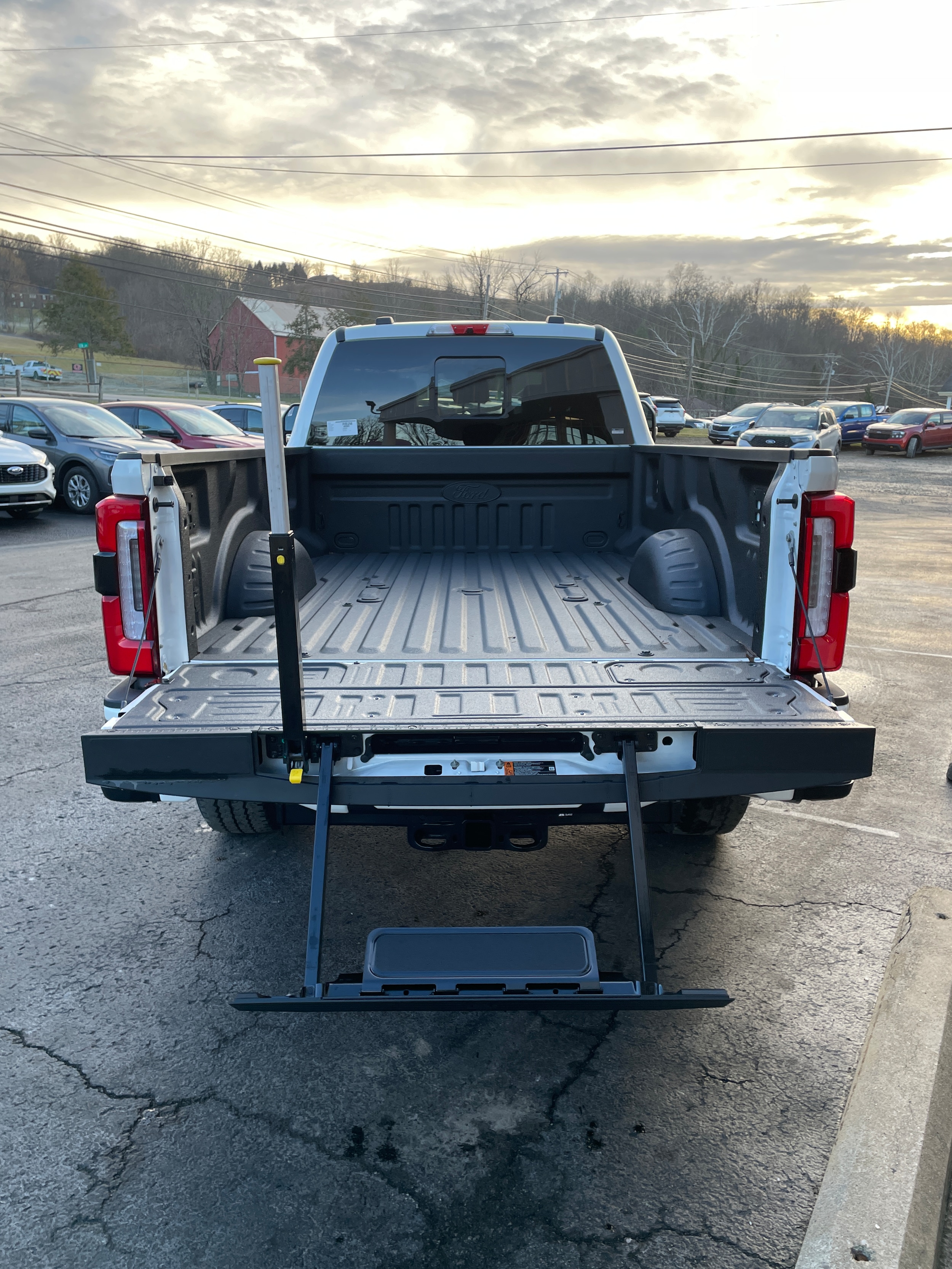 2026 Ford F-250 Super Duty Platinum - Photo 12