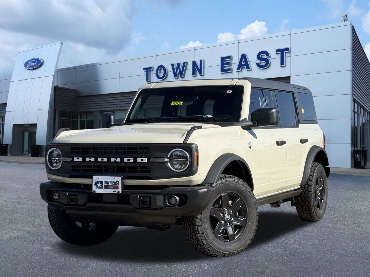 2025 Ford Bronco 4-Door