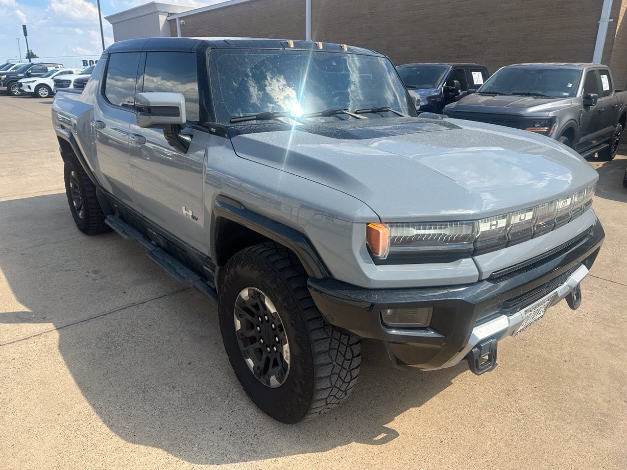 2024 GMC Hummer EV