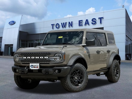 2026 Ford Bronco Badlands SUV