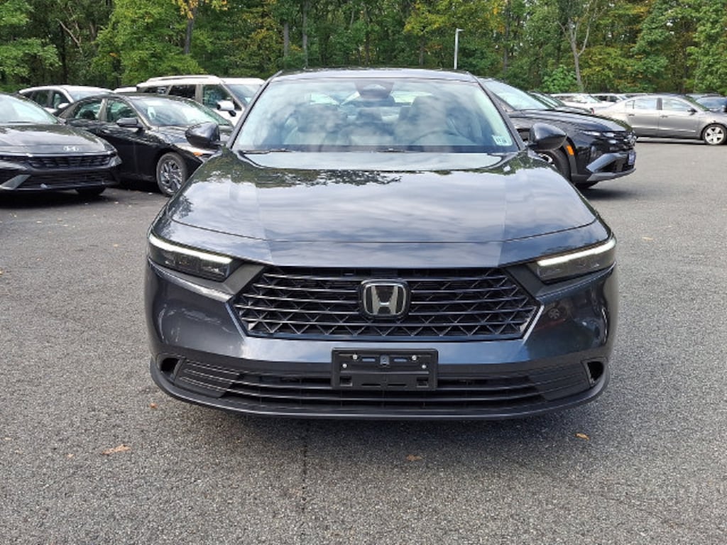 Used 2024 Honda Accord EX Sedan