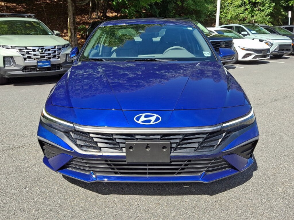 Certified 2024 Hyundai Elantra SE Sedan