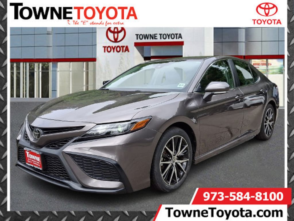 Certified 2024 Toyota Camry SE Sedan
