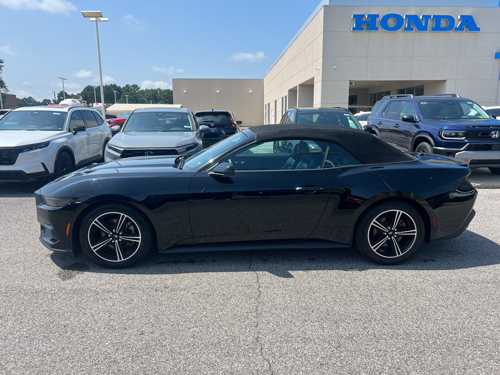 Used 2025 Ford Mustang Convertible