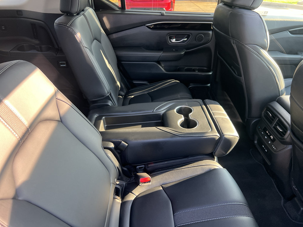 2025 Honda Pilot Touring - Photo 23