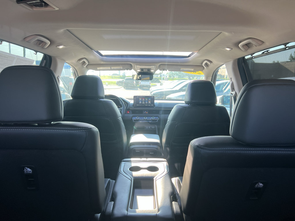 2025 Honda Pilot Touring - Photo 19