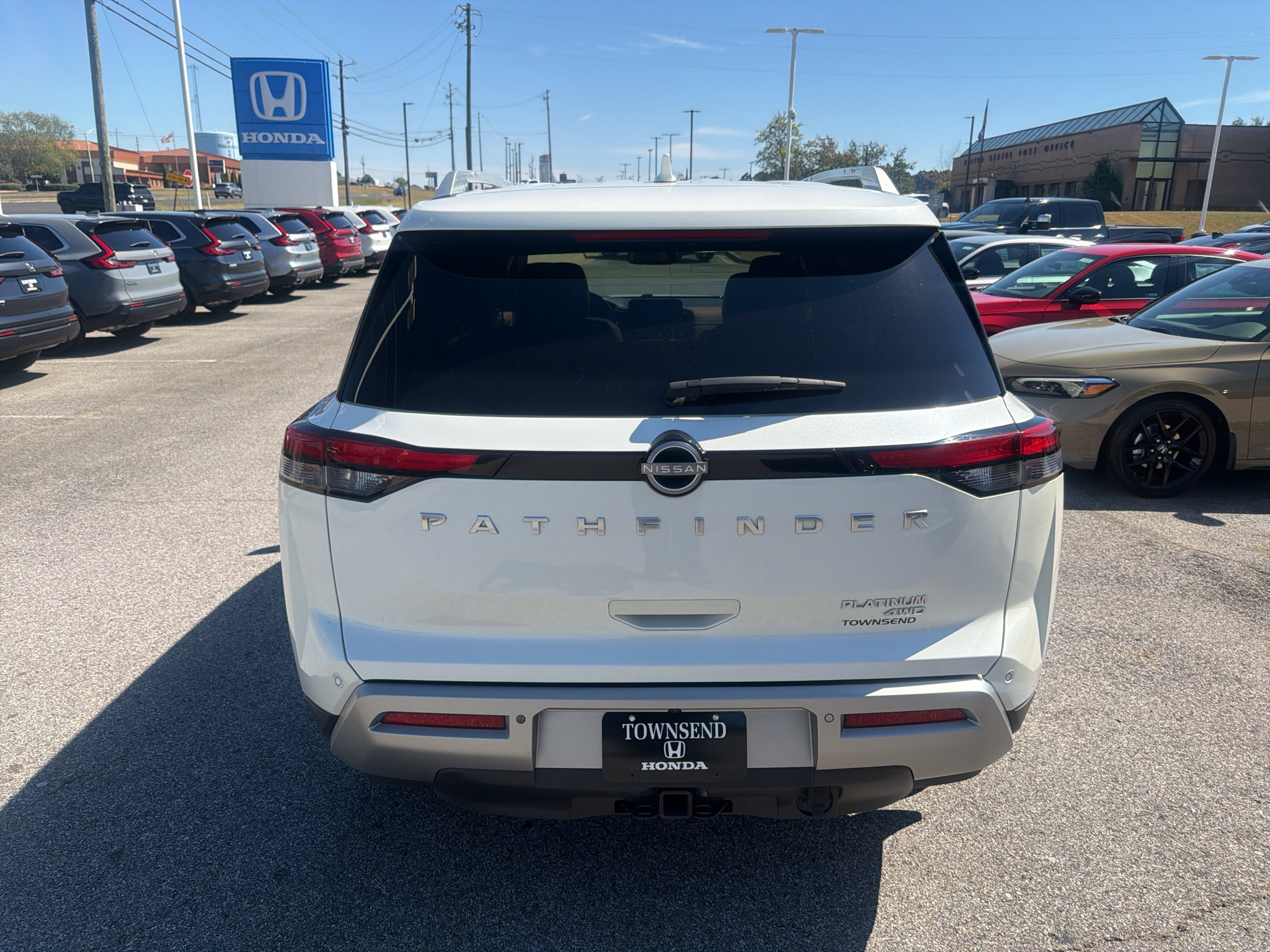 Used 2022 Nissan Pathfinder Platinum SUV