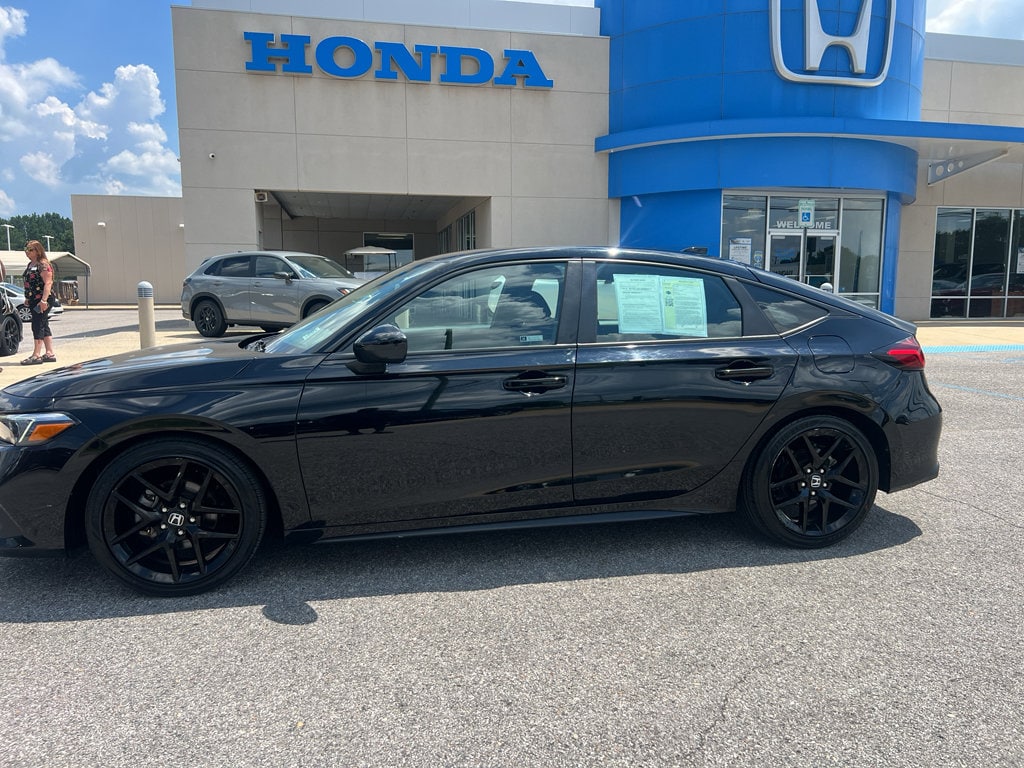 Used 2024 Honda Civic Hatchback Sport Sport CVT