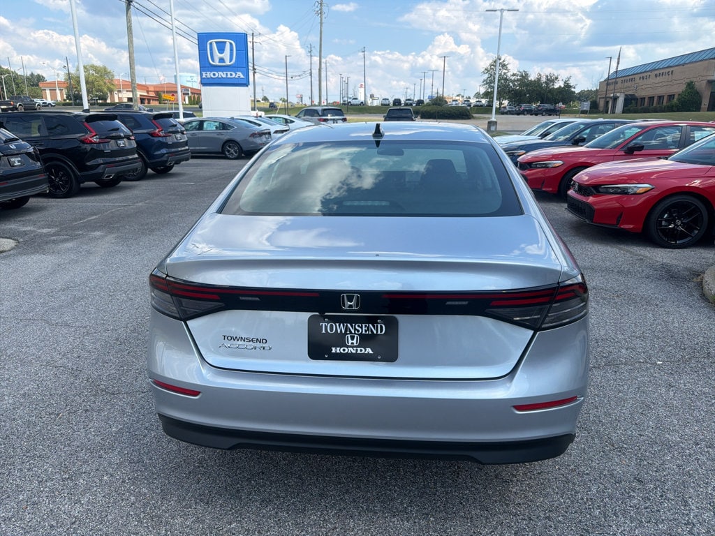 New 2026 Honda Accord Sedan SE SE CVT