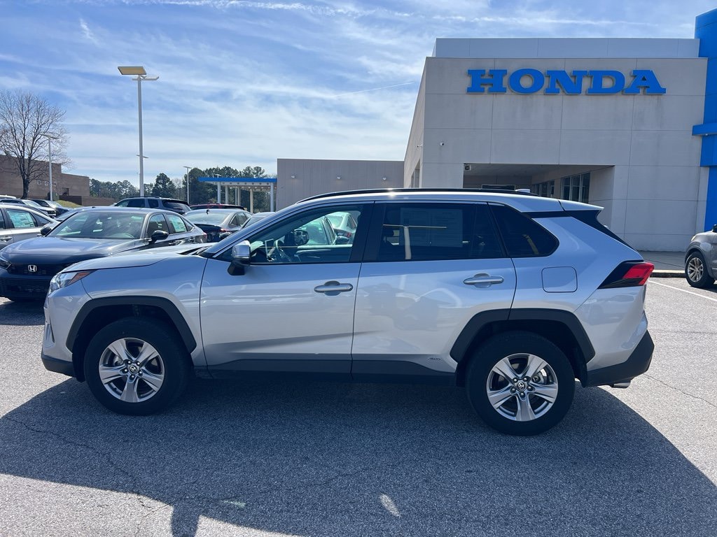 Used 2025 Toyota RAV4 Hybrid XLE Hybrid XLE AWD