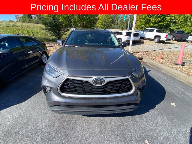 Used 2023 Toyota Highlander XLE SUV