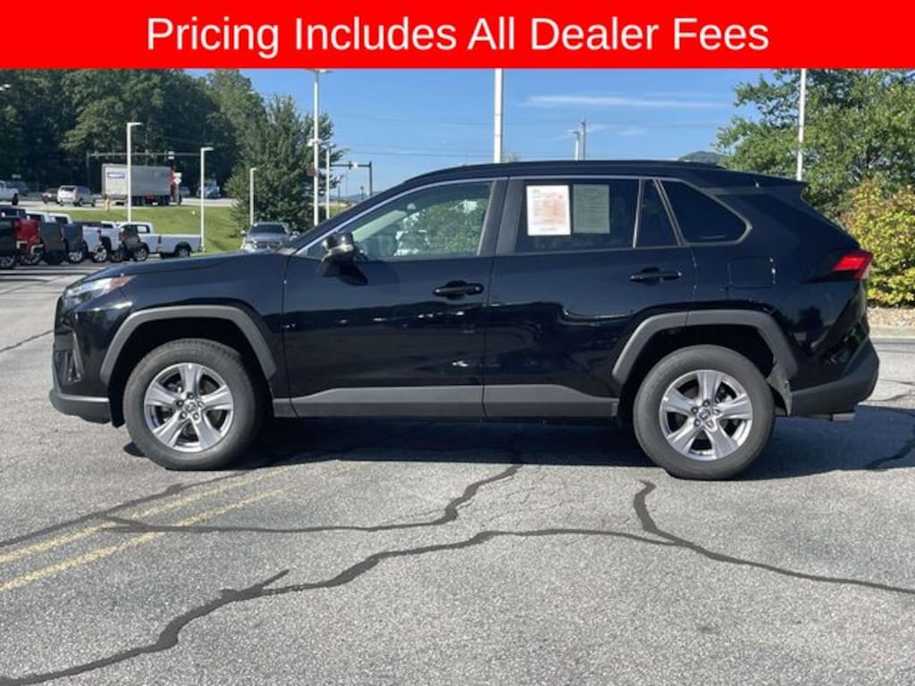 Used 2024 Toyota RAV4 XLE SUV