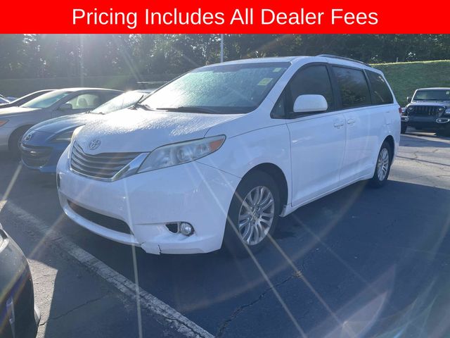 2013 Toyota Sienna Minivan/Van 