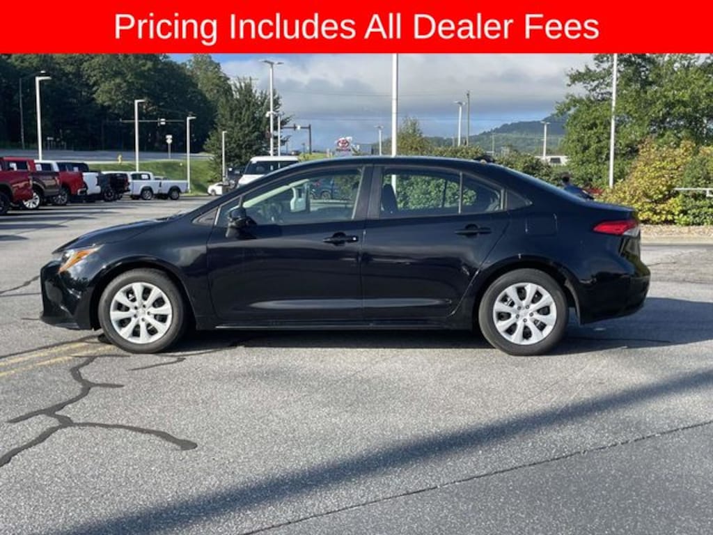 Used 2024 Toyota Corolla LE Sedan
