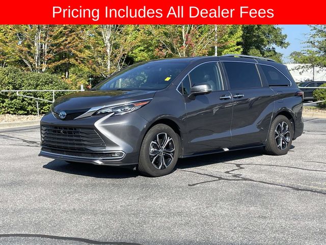 2025 Toyota Sienna Minivan/Van 