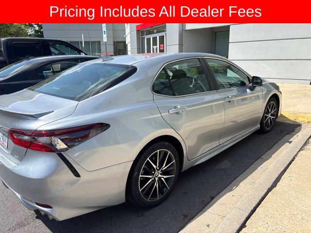 Used 2024 Toyota Camry SE Sedan