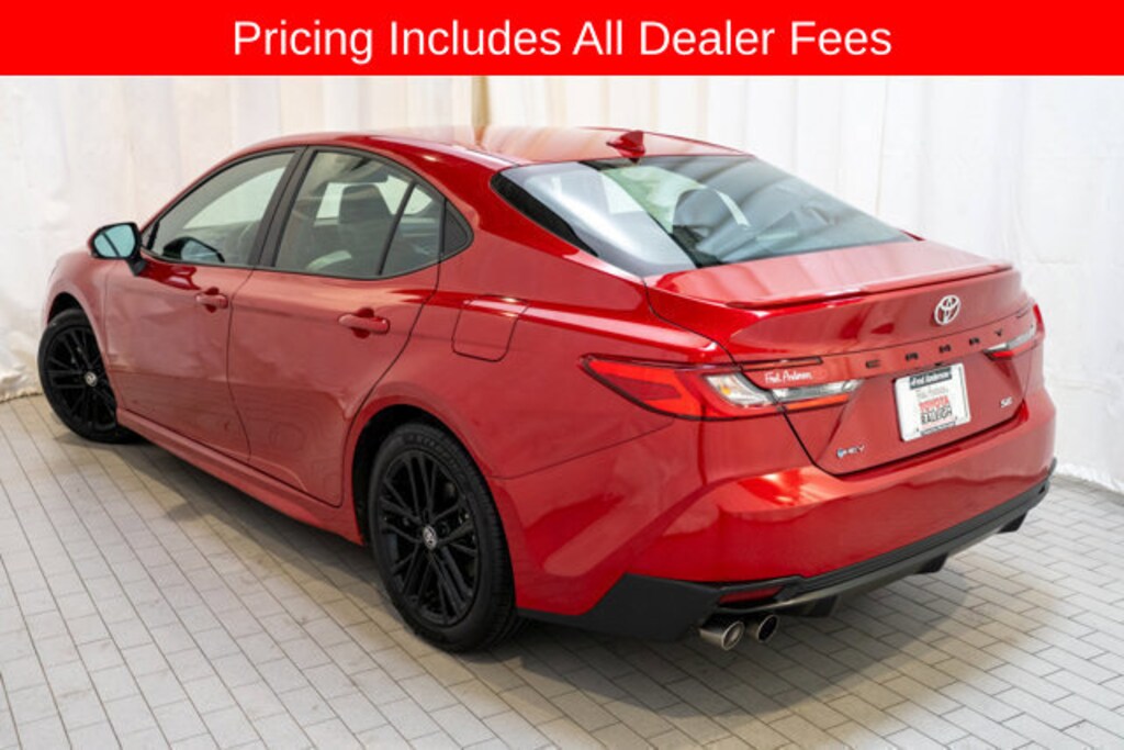 Used 2025 Toyota Camry SE Sedan