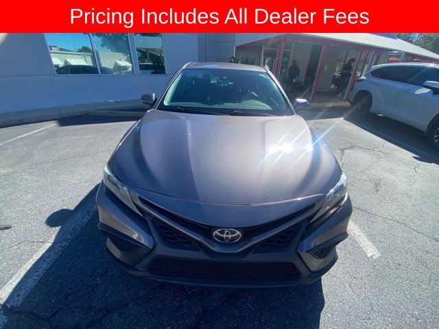 Used 2021 Toyota Camry SE Sedan