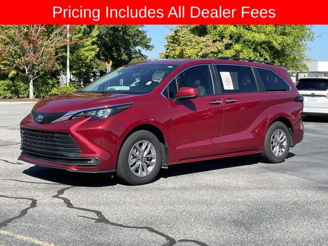 2025 Toyota Sienna Minivan/Van 