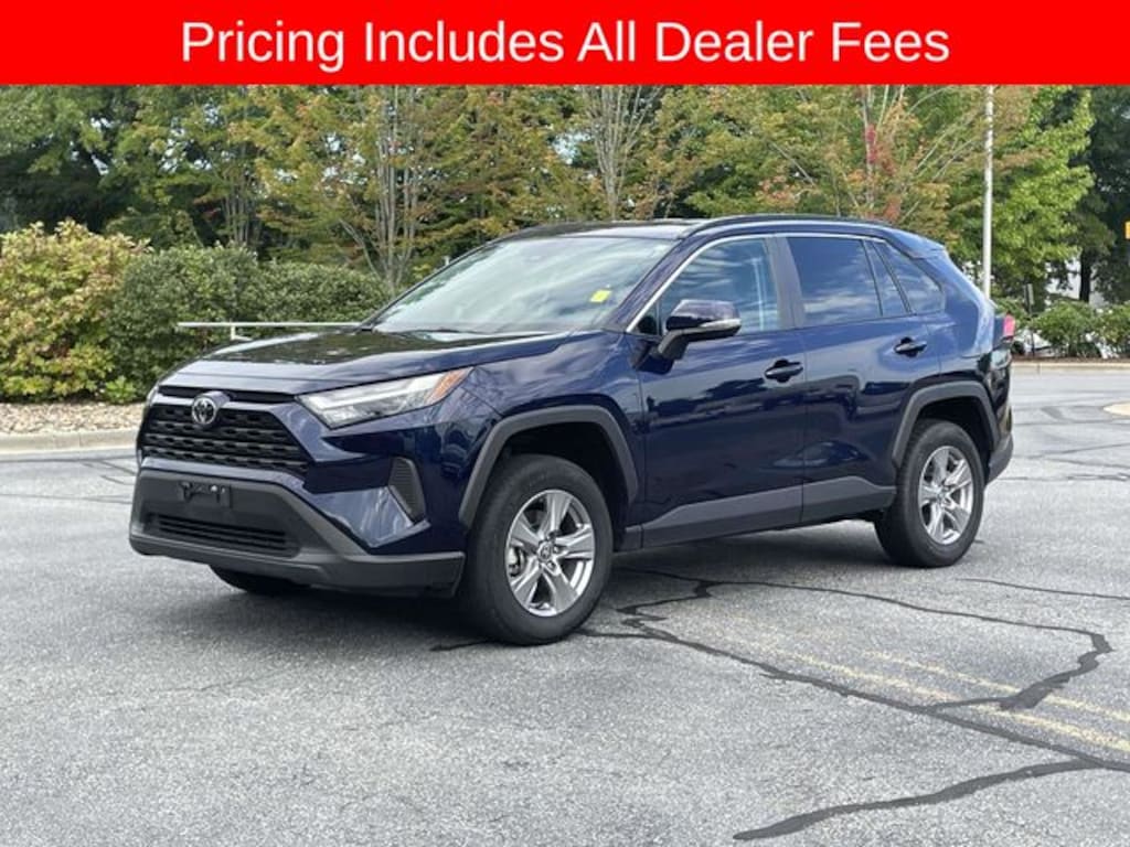Used 2025 Toyota RAV4 XLE SUV