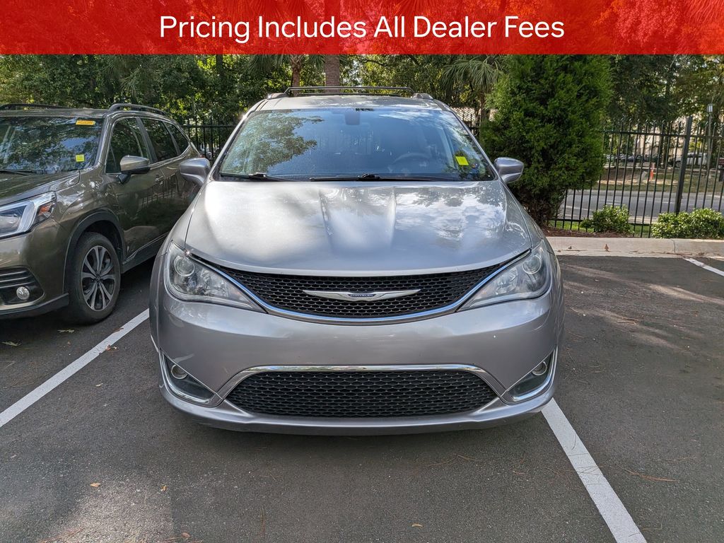 Used 2019 Chrysler Pacifica Touring L with VIN 2C4RC1BG8KR581478 for sale in Charleston, SC